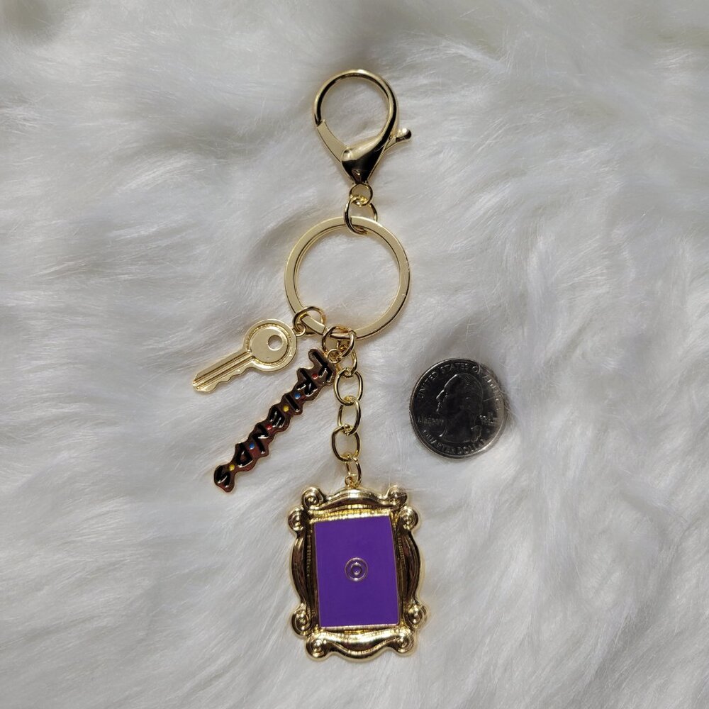 FRIENDS Keychain - Picture 3 of 5